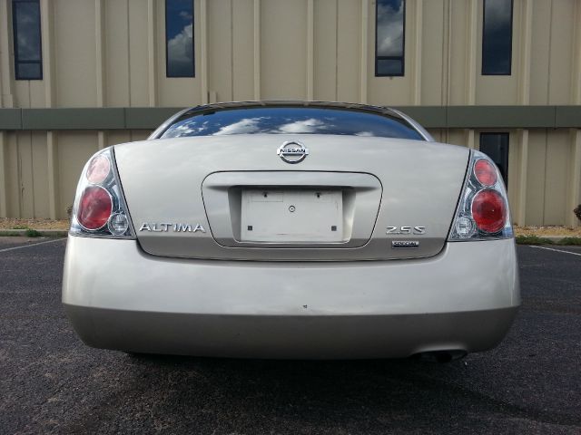 2006 Nissan Altima Pickupslt Quad Cab SWB 4WD 4x4 Truck