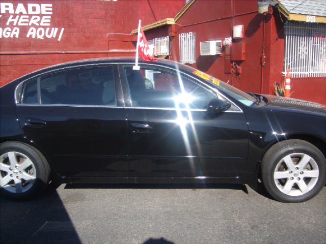 2006 Nissan Altima Pickupslt Quad Cab SWB 4WD 4x4 Truck