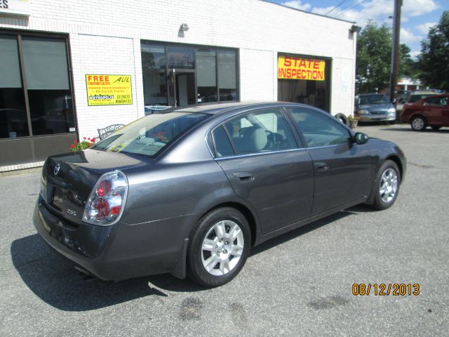 2006 Nissan Altima Pickupslt Quad Cab SWB 4WD 4x4 Truck