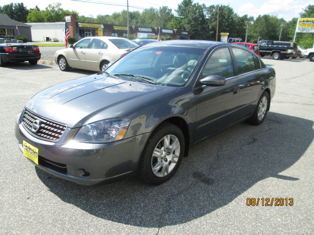 2006 Nissan Altima Pickupslt Quad Cab SWB 4WD 4x4 Truck