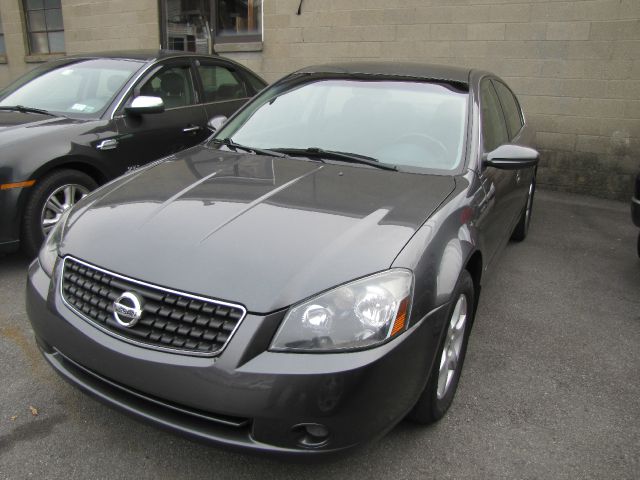2006 Nissan Altima Pickupslt Quad Cab SWB 4WD 4x4 Truck