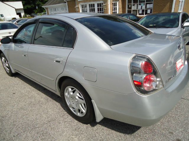 2006 Nissan Altima Crewcab 4X4 Kingranch