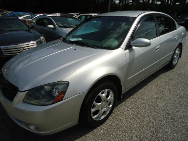 2006 Nissan Altima Crewcab 4X4 Kingranch