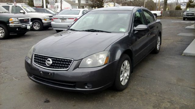 2006 Nissan Altima Pickupslt Quad Cab SWB 4WD 4x4 Truck