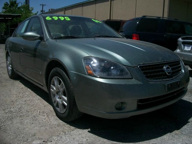 2006 Nissan Altima Pickupslt Quad Cab SWB 4WD 4x4 Truck