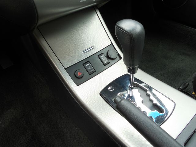 2006 Nissan Altima Pickupslt Quad Cab SWB 4WD 4x4 Truck