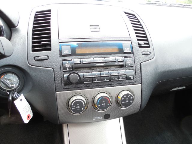 2006 Nissan Altima Pickupslt Quad Cab SWB 4WD 4x4 Truck