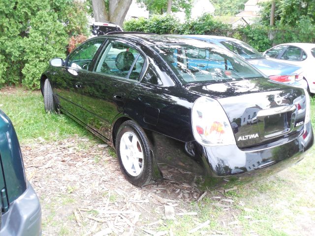 2006 Nissan Altima Pickupslt Quad Cab SWB 4WD 4x4 Truck
