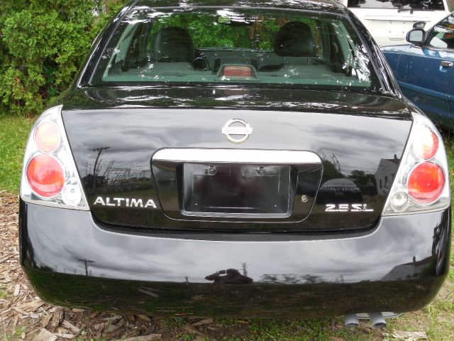 2006 Nissan Altima Pickupslt Quad Cab SWB 4WD 4x4 Truck
