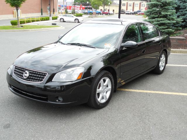 2006 Nissan Altima Pickupslt Quad Cab SWB 4WD 4x4 Truck