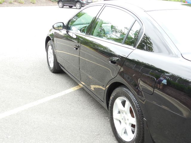 2006 Nissan Altima Pickupslt Quad Cab SWB 4WD 4x4 Truck