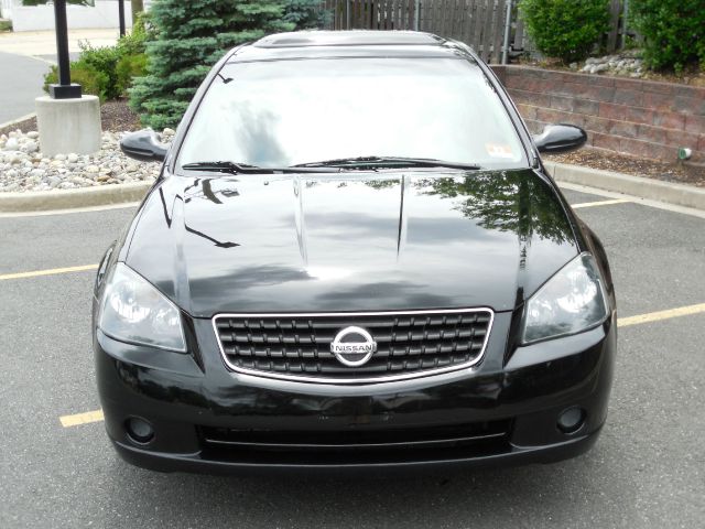 2006 Nissan Altima Pickupslt Quad Cab SWB 4WD 4x4 Truck