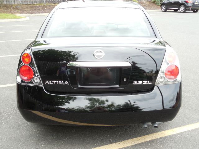 2006 Nissan Altima Pickupslt Quad Cab SWB 4WD 4x4 Truck