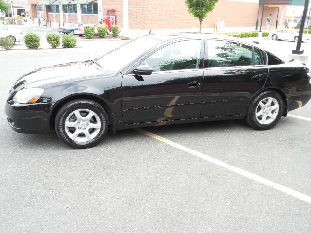 2006 Nissan Altima Pickupslt Quad Cab SWB 4WD 4x4 Truck