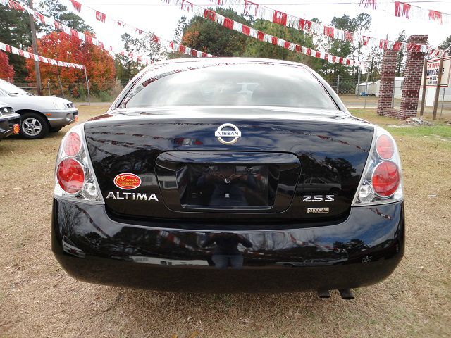 2006 Nissan Altima Front-wheel Drive LT W/2lt