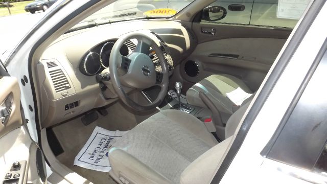 2006 Nissan Altima Pickupslt Quad Cab SWB 4WD 4x4 Truck