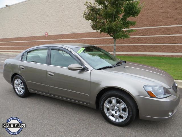2006 Nissan Altima Pickupslt Quad Cab SWB 4WD 4x4 Truck