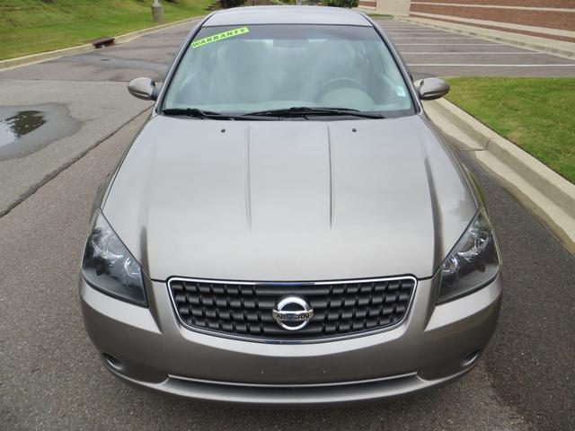2006 Nissan Altima Pickupslt Quad Cab SWB 4WD 4x4 Truck