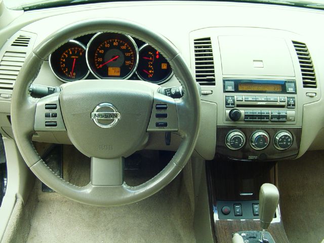 2006 Nissan Altima SLT Quad Cab 2WD