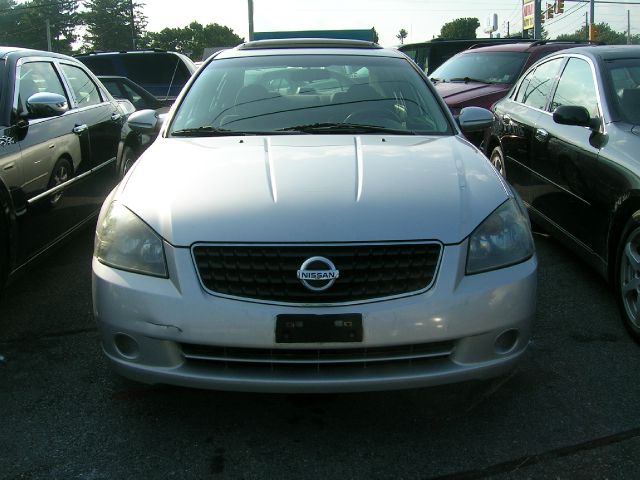 2006 Nissan Altima Convertible 6 SPD NAVI