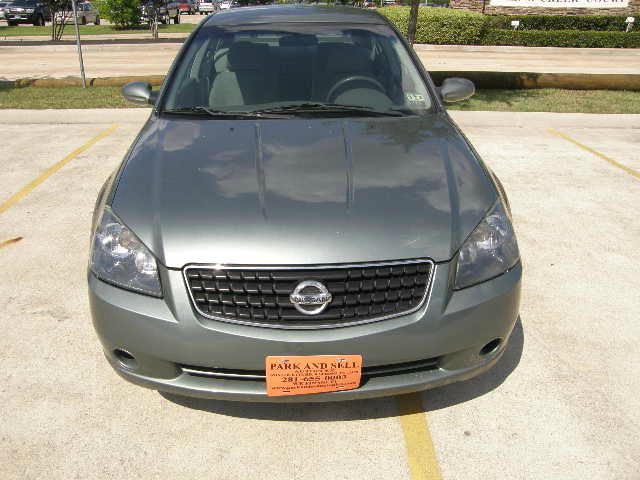 2006 Nissan Altima Pickupslt Quad Cab SWB 4WD 4x4 Truck