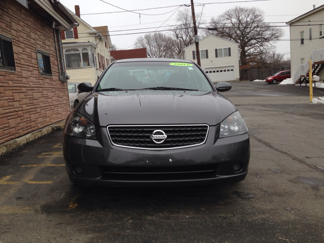 2006 Nissan Altima Pickupslt Quad Cab SWB 4WD 4x4 Truck