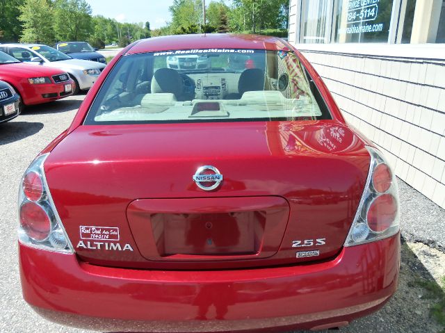 2006 Nissan Altima Pickupslt Quad Cab SWB 4WD 4x4 Truck
