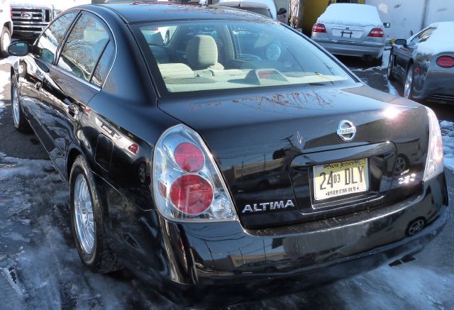 2006 Nissan Altima Pickupslt Quad Cab SWB 4WD 4x4 Truck