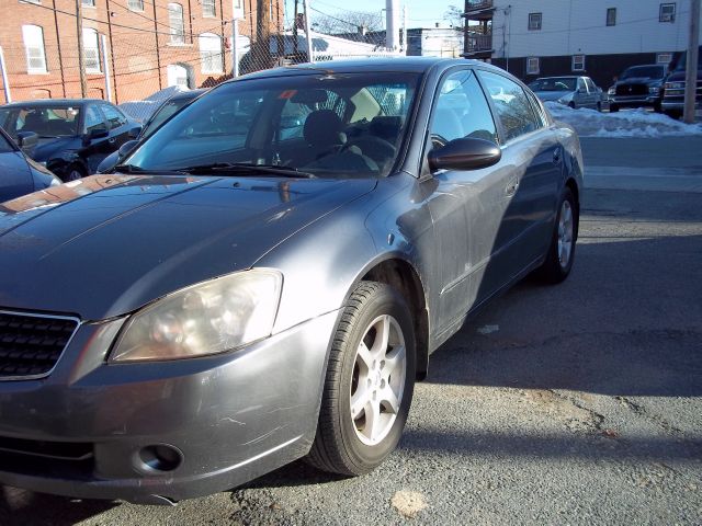 2006 Nissan Altima Pickupslt Quad Cab SWB 4WD 4x4 Truck