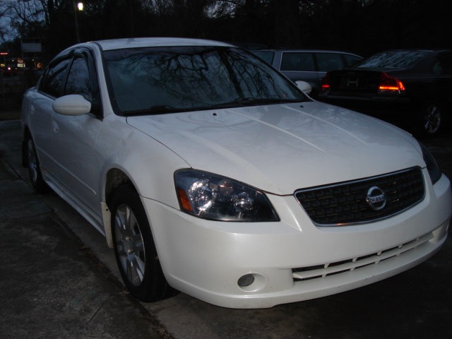 2006 Nissan Altima Pickupslt Quad Cab SWB 4WD 4x4 Truck