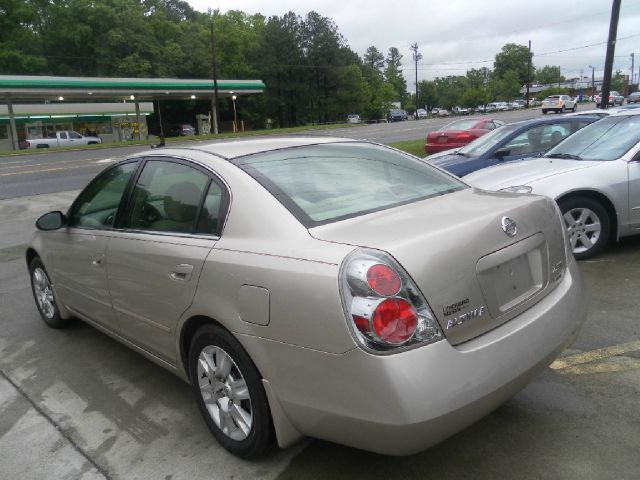 2006 Nissan Altima Pickupslt Quad Cab SWB 4WD 4x4 Truck