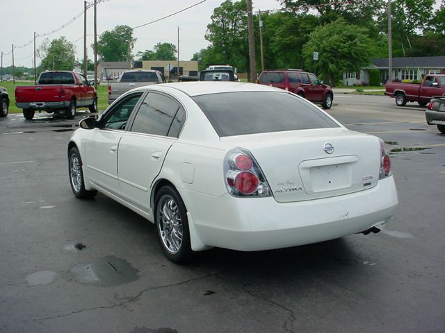 2006 Nissan Altima Pickupslt Quad Cab SWB 4WD 4x4 Truck