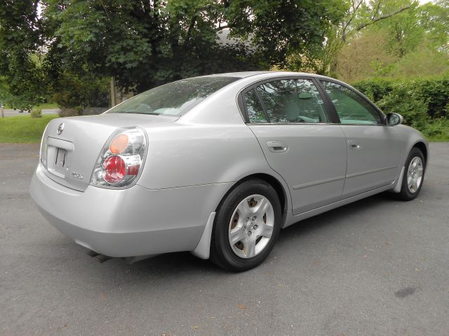 2006 Nissan Altima Pickupslt Quad Cab SWB 4WD 4x4 Truck