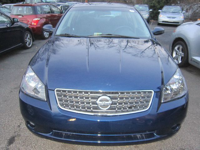 2006 Nissan Altima Pickupslt Quad Cab SWB 4WD 4x4 Truck