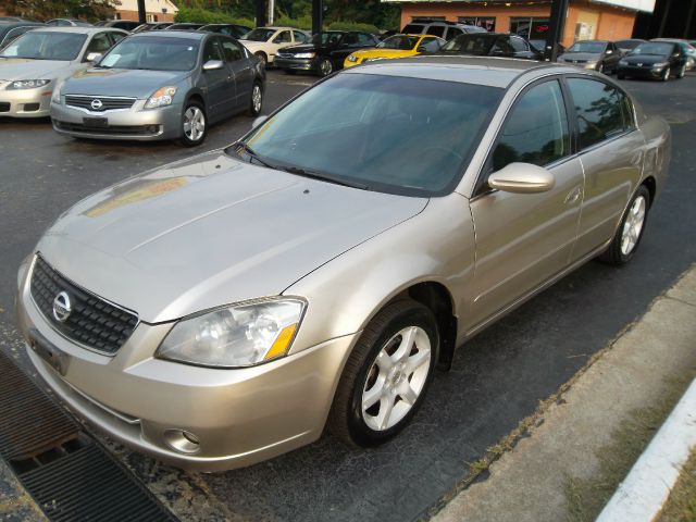 2006 Nissan Altima Pickupslt Quad Cab SWB 4WD 4x4 Truck