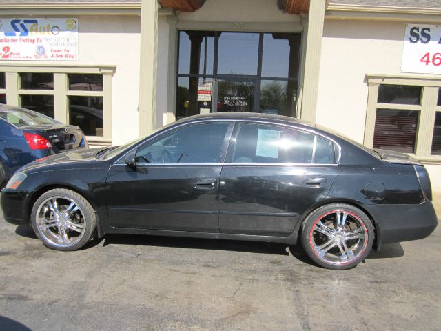 2006 Nissan Altima Pickupslt Quad Cab SWB 4WD 4x4 Truck