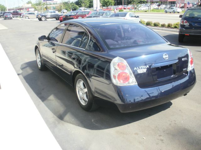 2006 Nissan Altima Pickupslt Quad Cab SWB 4WD 4x4 Truck
