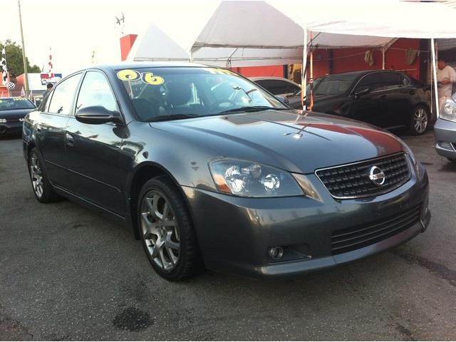 2006 Nissan Altima LE