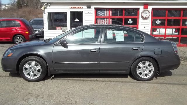 2006 Nissan Altima Pickupslt Quad Cab SWB 4WD 4x4 Truck