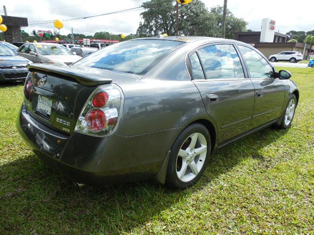 2006 Nissan Altima LE