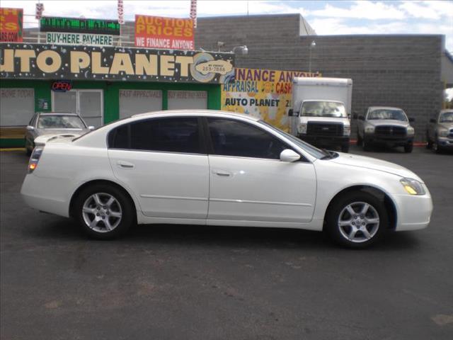 2006 Nissan Altima GT V6 5-spd Manual