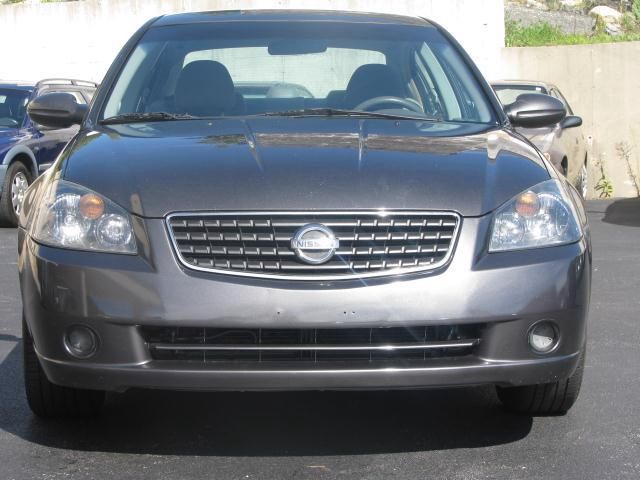 2006 Nissan Altima Pickupslt Quad Cab SWB 4WD 4x4 Truck