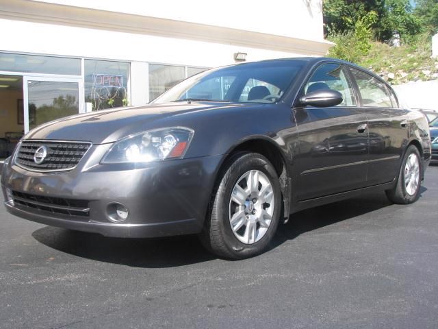 2006 Nissan Altima Pickupslt Quad Cab SWB 4WD 4x4 Truck