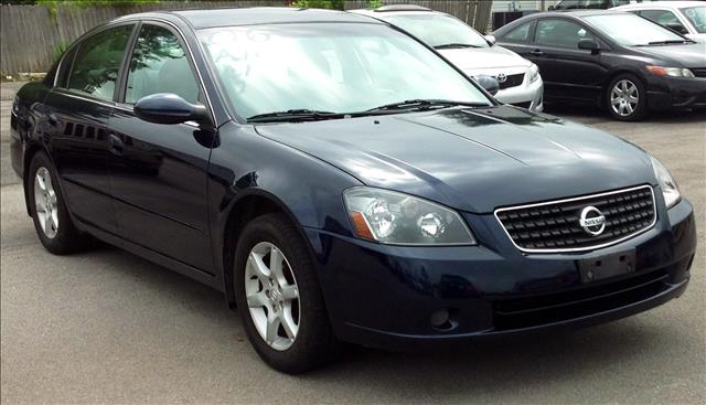 2006 Nissan Altima Pickupslt Quad Cab SWB 4WD 4x4 Truck