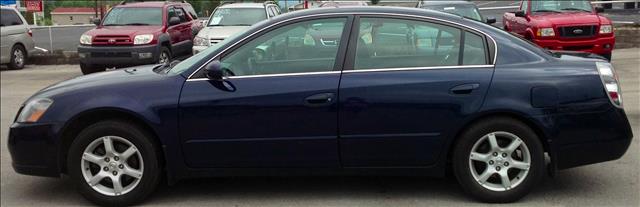 2006 Nissan Altima Pickupslt Quad Cab SWB 4WD 4x4 Truck