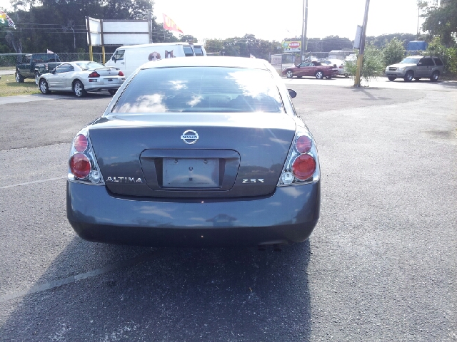 2006 Nissan Altima Pickupslt Quad Cab SWB 4WD 4x4 Truck