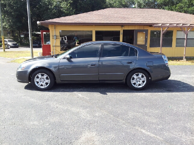 2006 Nissan Altima Pickupslt Quad Cab SWB 4WD 4x4 Truck