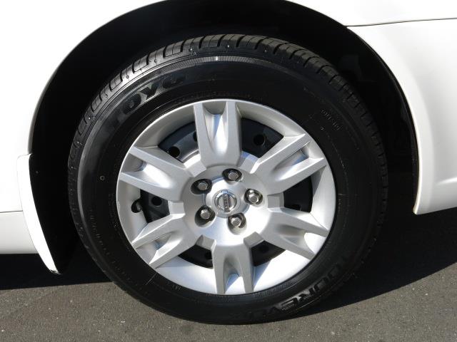 2006 Nissan Altima FWD 4dr