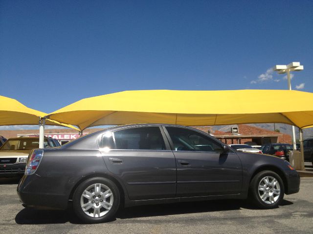 2006 Nissan Altima Pickupslt Quad Cab SWB 4WD 4x4 Truck