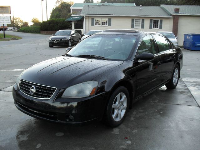 2006 Nissan Altima Pickupslt Quad Cab SWB 4WD 4x4 Truck